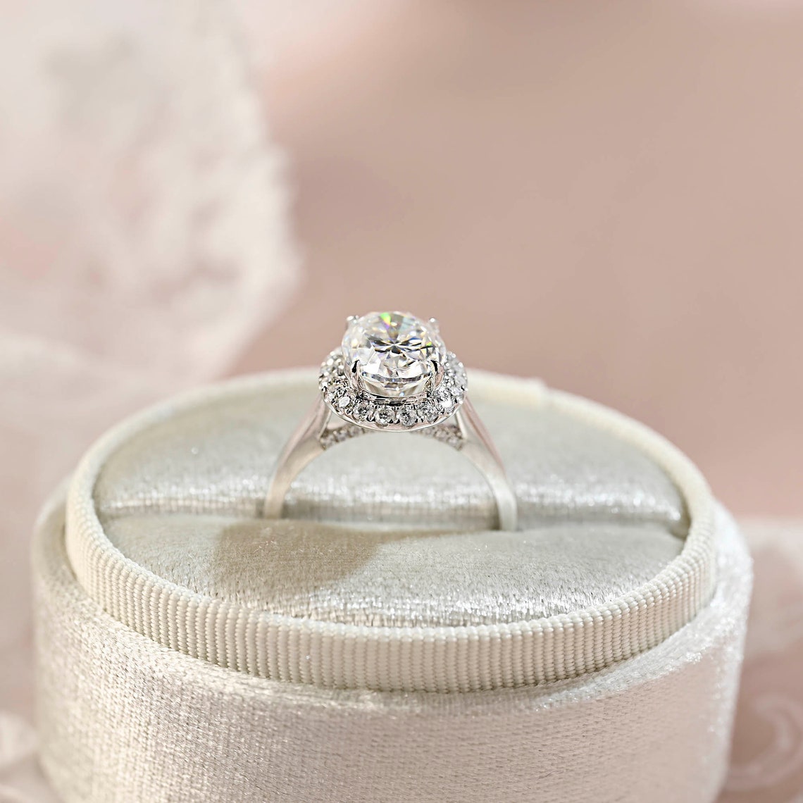 2.0 CT Oval Moissanite Halo Engagement Ring - farrellouise