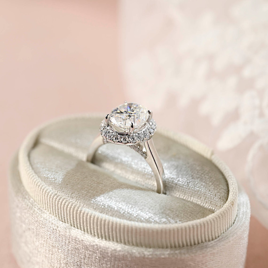 2.0 CT Oval Moissanite Halo Engagement Ring - farrellouise