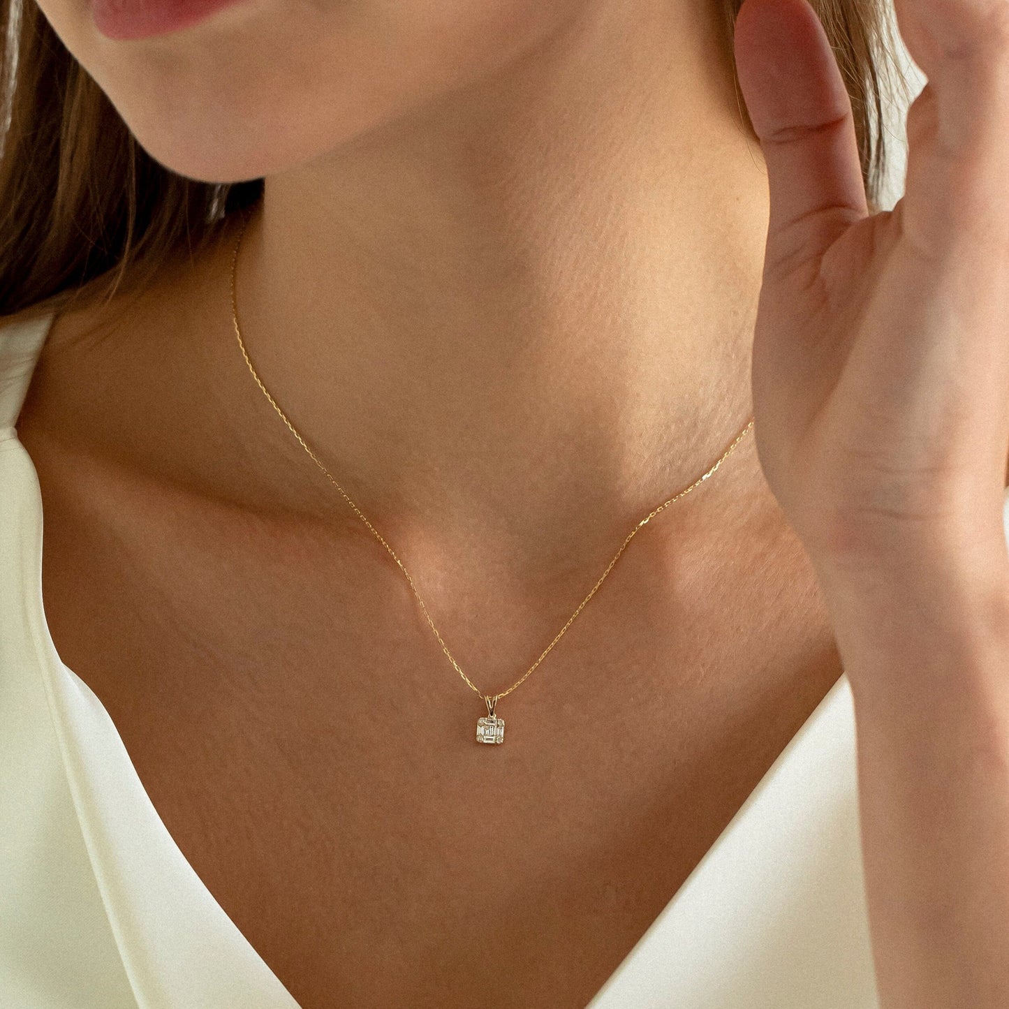 0.18 Carats Baguette & Round Cut Moissanite Square Necklace