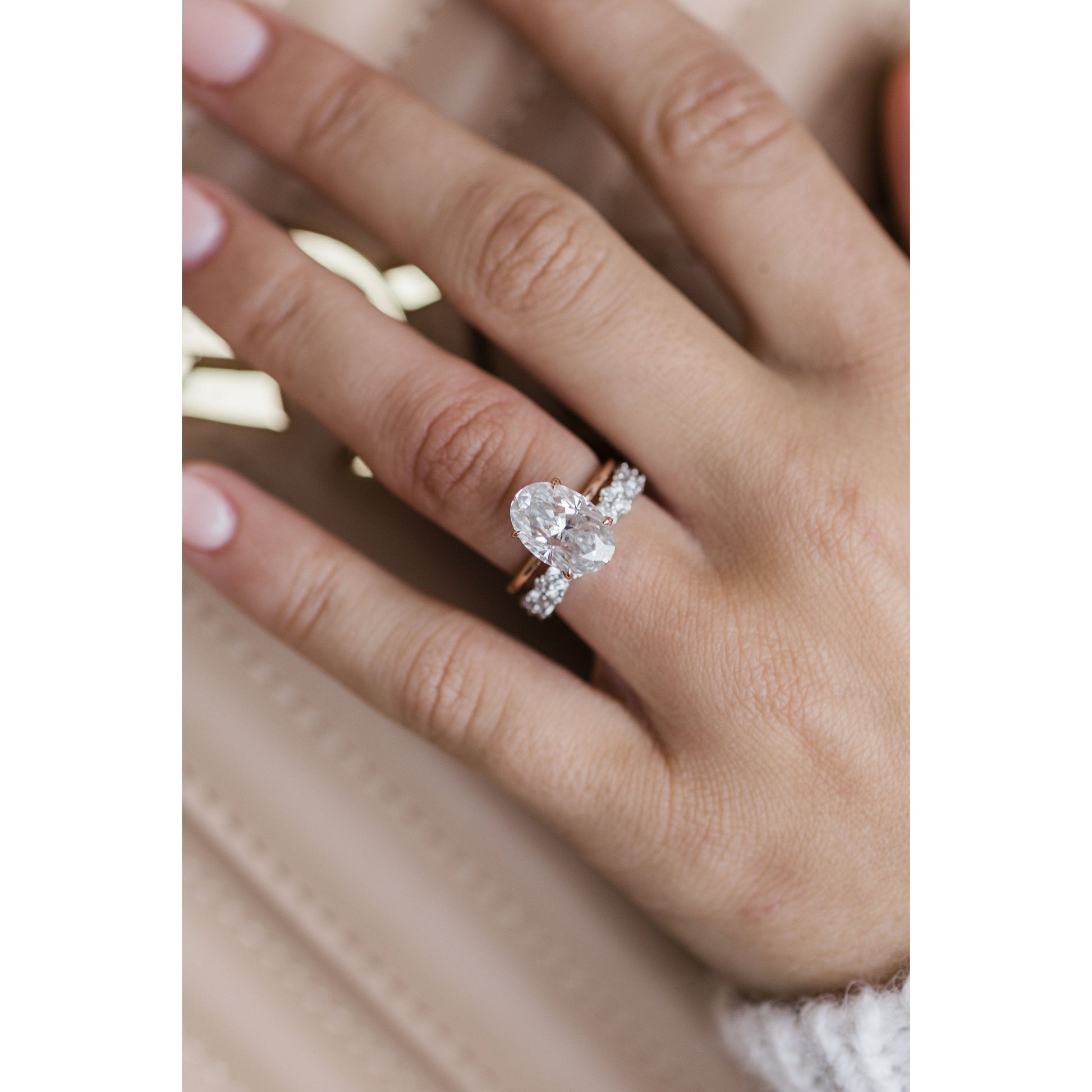 4.0 CT Oval Solitaire Moissanite Engagement Ring 10