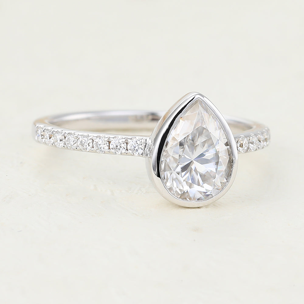 1.0 CT Pear Shaped Moissanite Pave Setting Engagement Ring 4