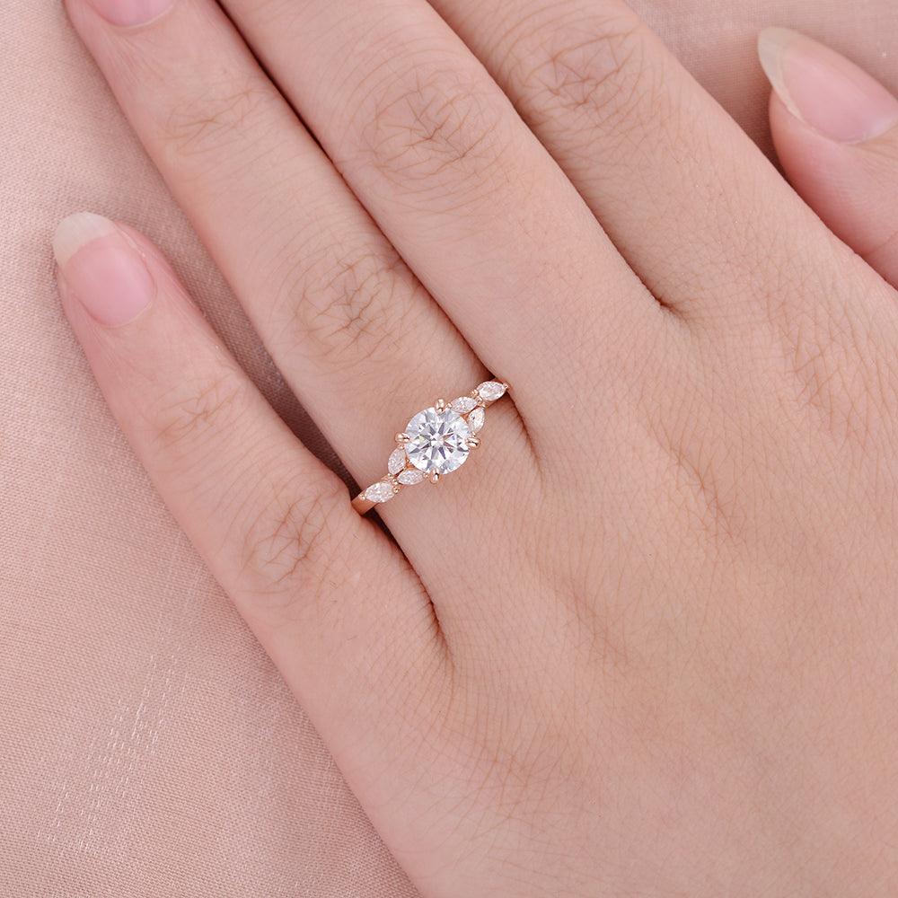 1.0 CT Round Cut Cluster Moissanite Engagement Ring 3