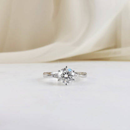 0.80 CT Round Shaped Moissanite Solitaire Engagement Ring 1