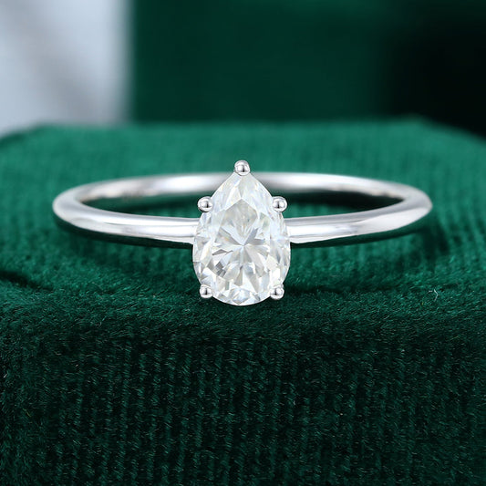 1.0 CT Pear Shaped Moissanite Solitaire Engagement Ring 1