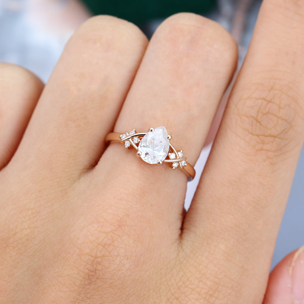 1.0 CT Pear Shaped Moissanite Art Deco Engagement Ring 2